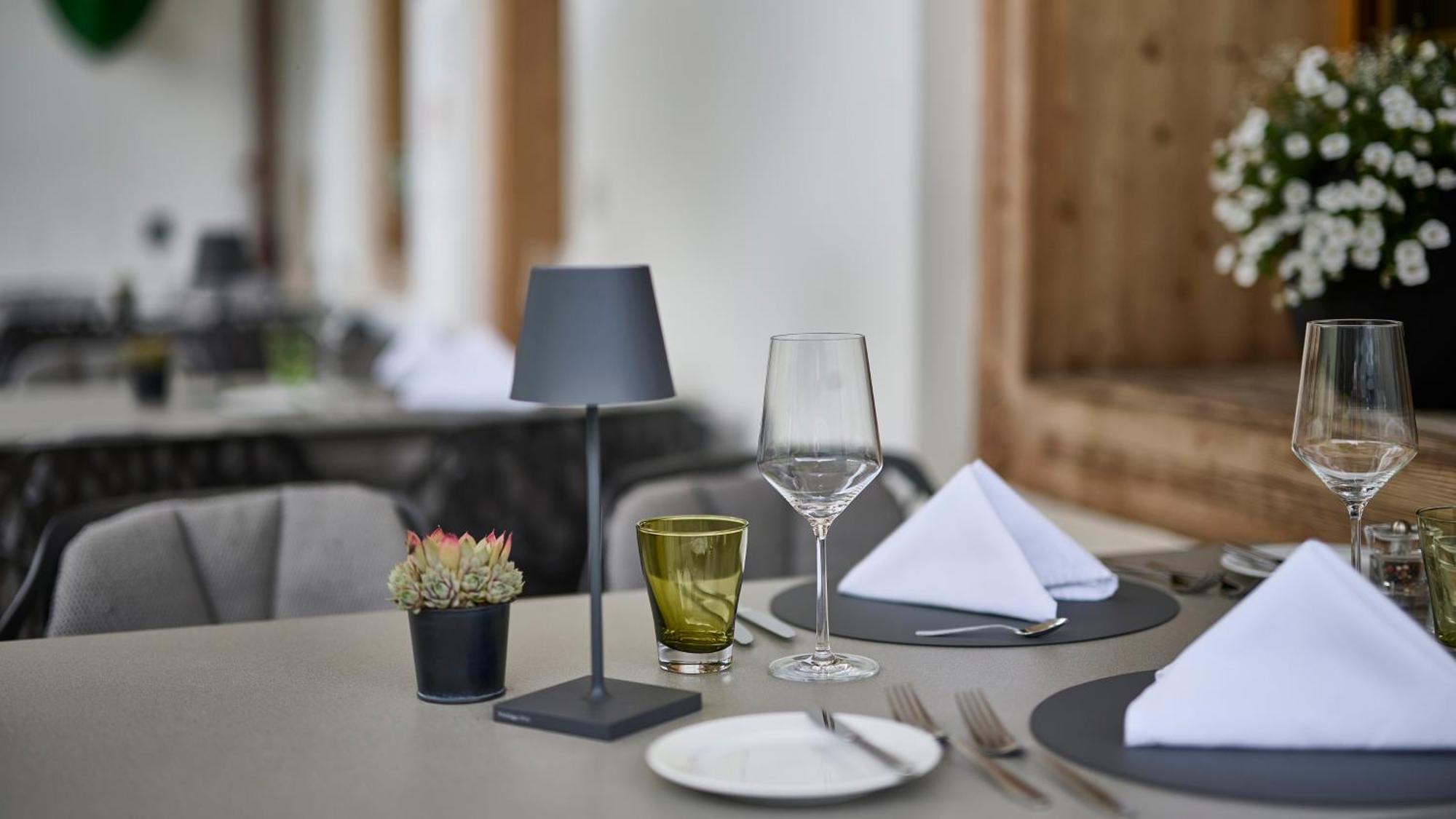 גרינדלוולד Aspen Alpine Lifestyle Hotel מראה חיצוני תמונה