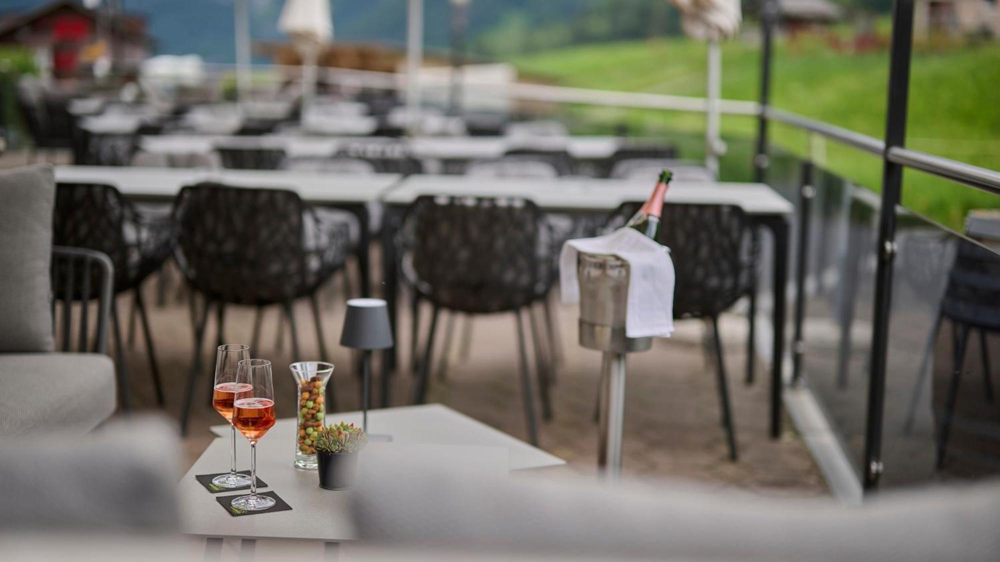 גרינדלוולד Aspen Alpine Lifestyle Hotel מראה חיצוני תמונה