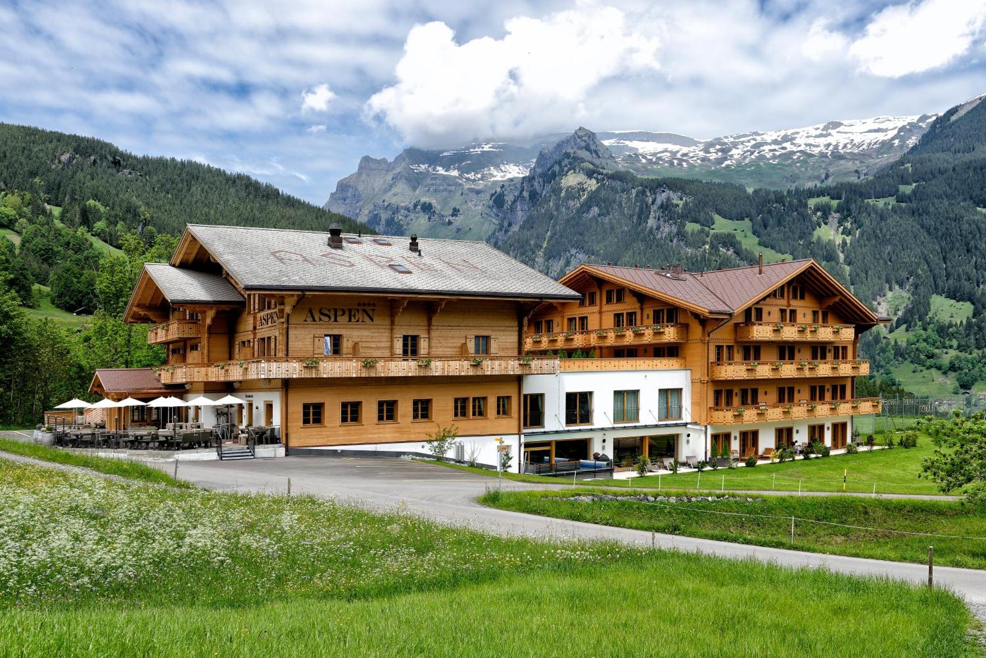 גרינדלוולד Aspen Alpine Lifestyle Hotel מראה חיצוני תמונה